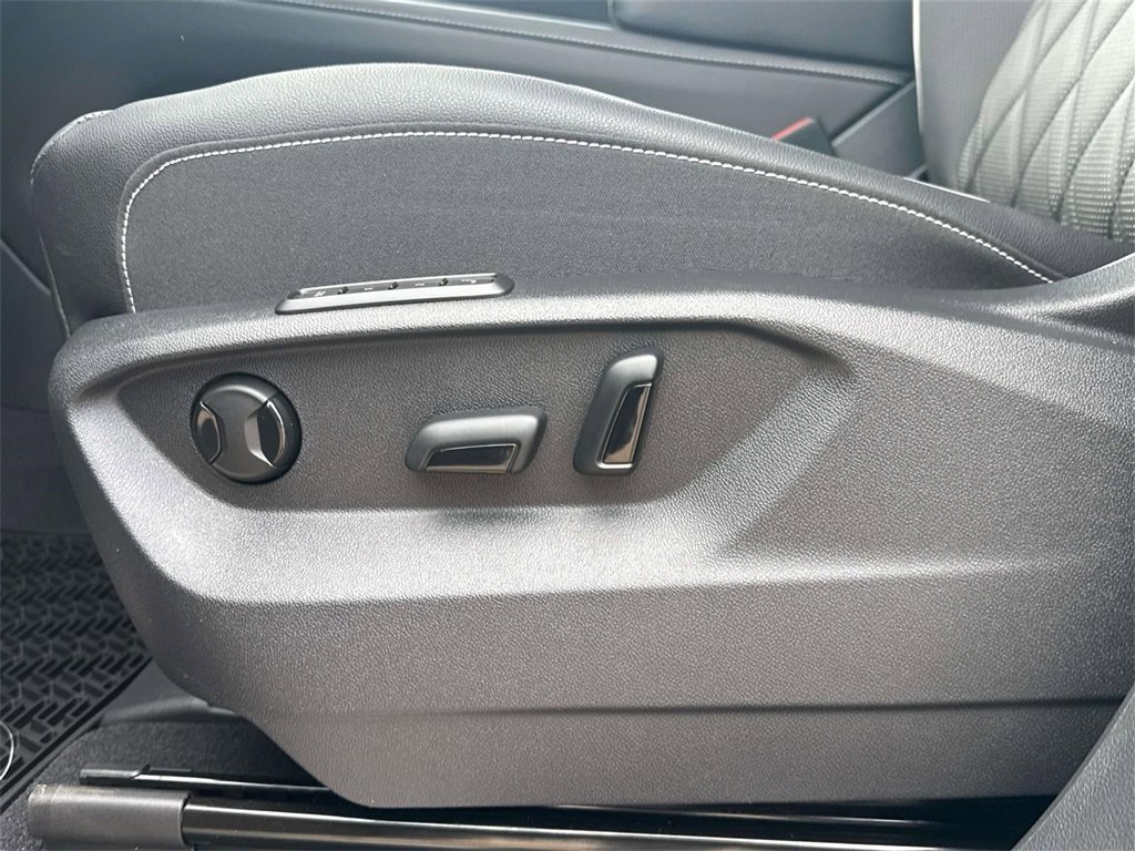 New 2026 Volkswagen Atlas SEL Premium R-Line image 12