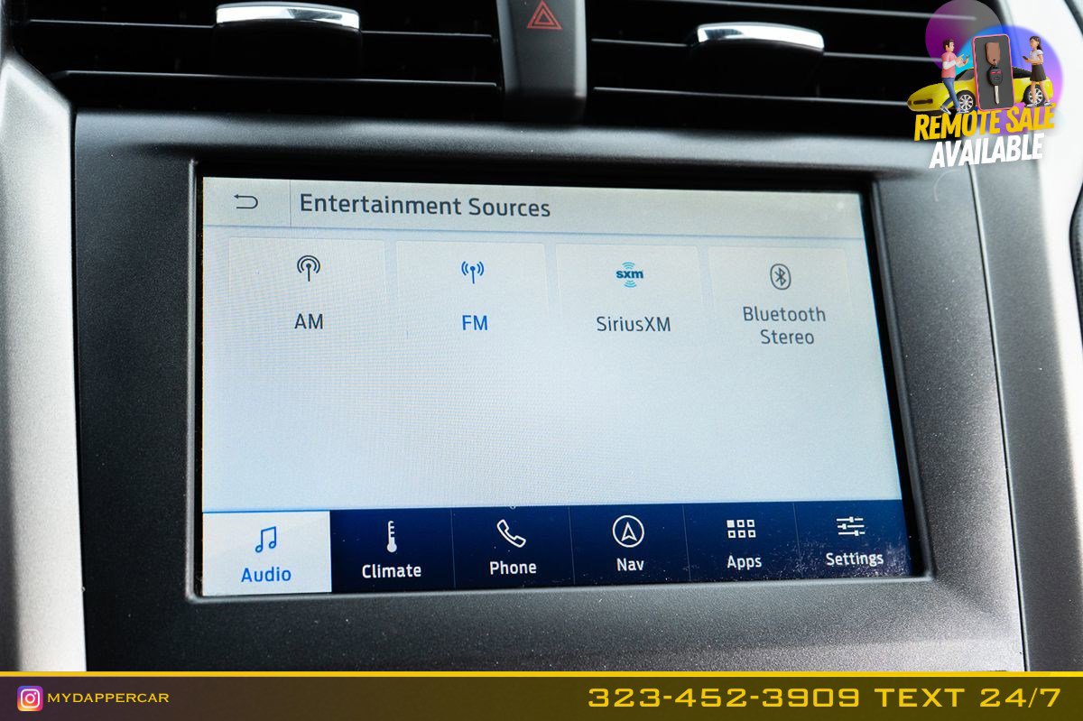 Used 2020 Ford Fusion SEL image 32