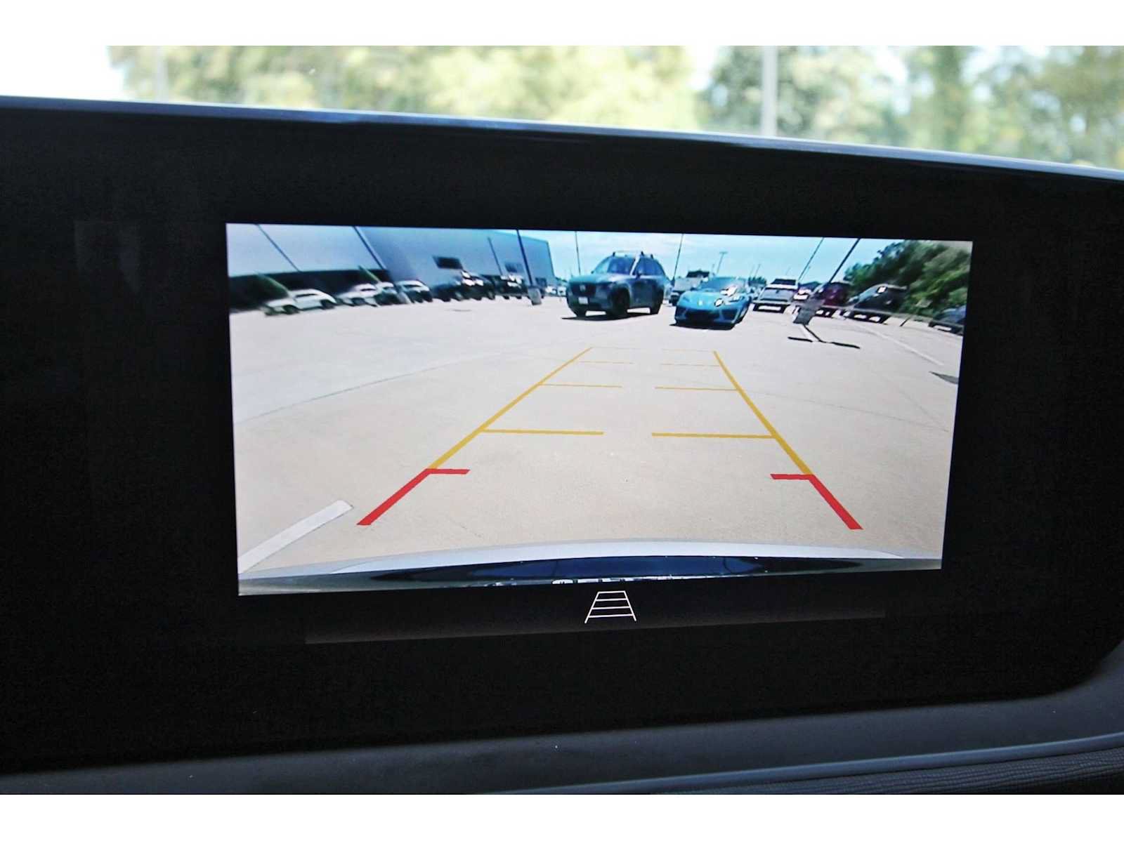 Used 2024 Buick Envista Sport Touring w/ Convenience I Package FWD image 23