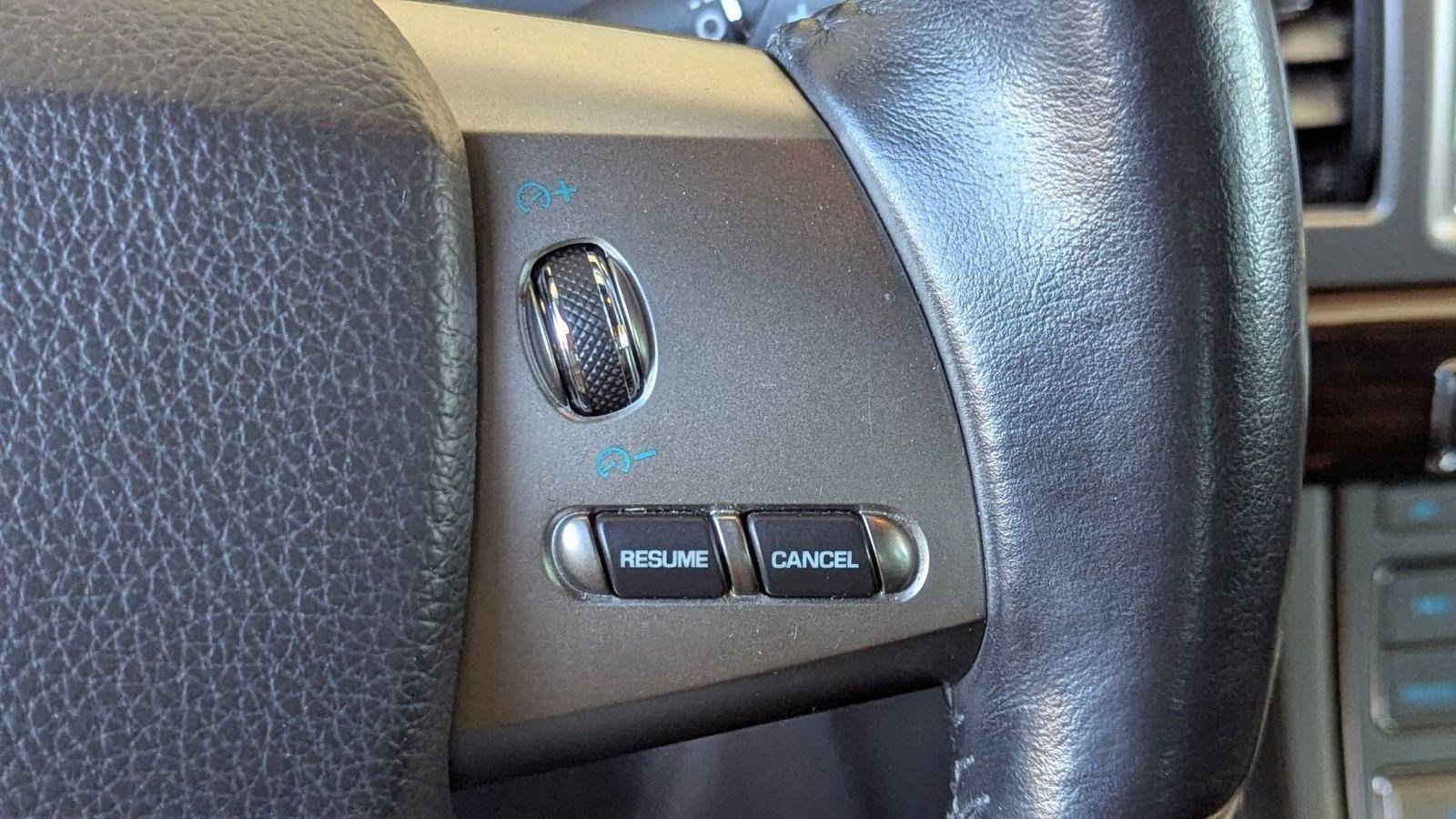 Used 2010 Jaguar XF Premium image 15