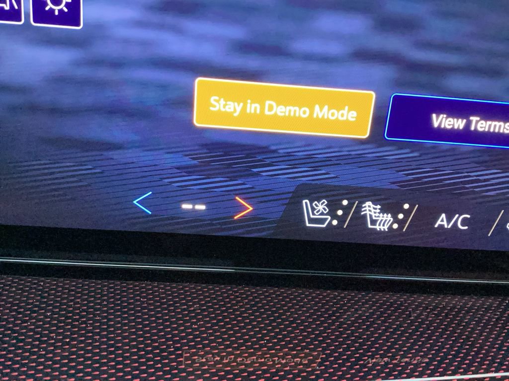 New 2026 Chevrolet Traverse RS w/ LPO, Floor Liner Package image 25