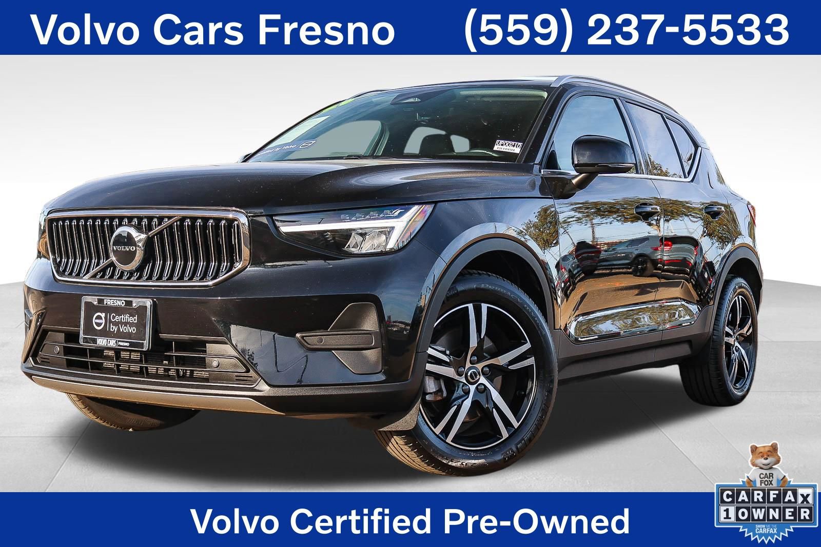 Used 2025 Volvo XC40 B5 Core image 1