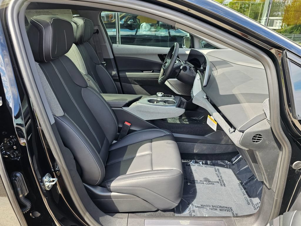 New 2026 Cadillac Optiq Sport 1 AWD/4WD image 11