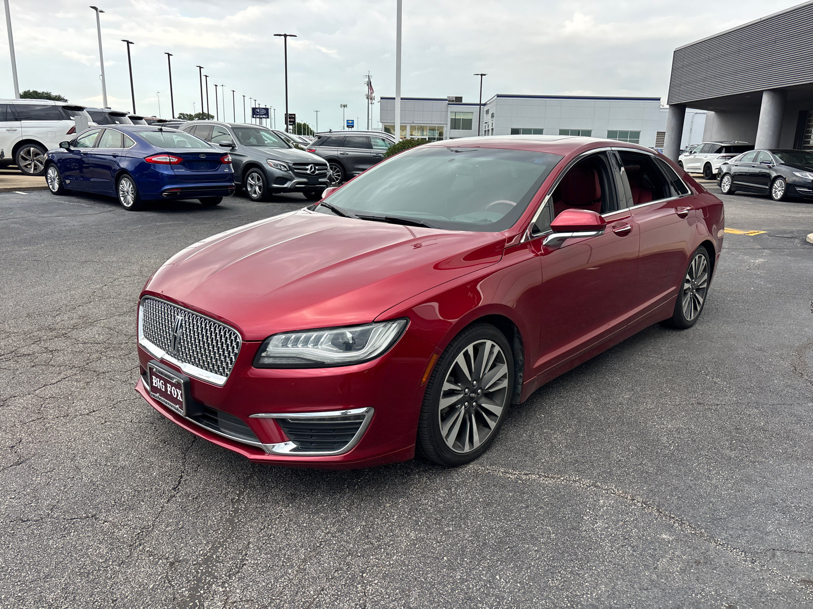Used 2017 Lincoln MKZ Select FWD image 3
