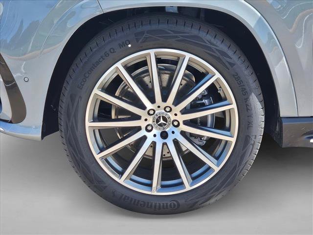 New 2026 Mercedes-Benz GLS 580 4MATIC image 18