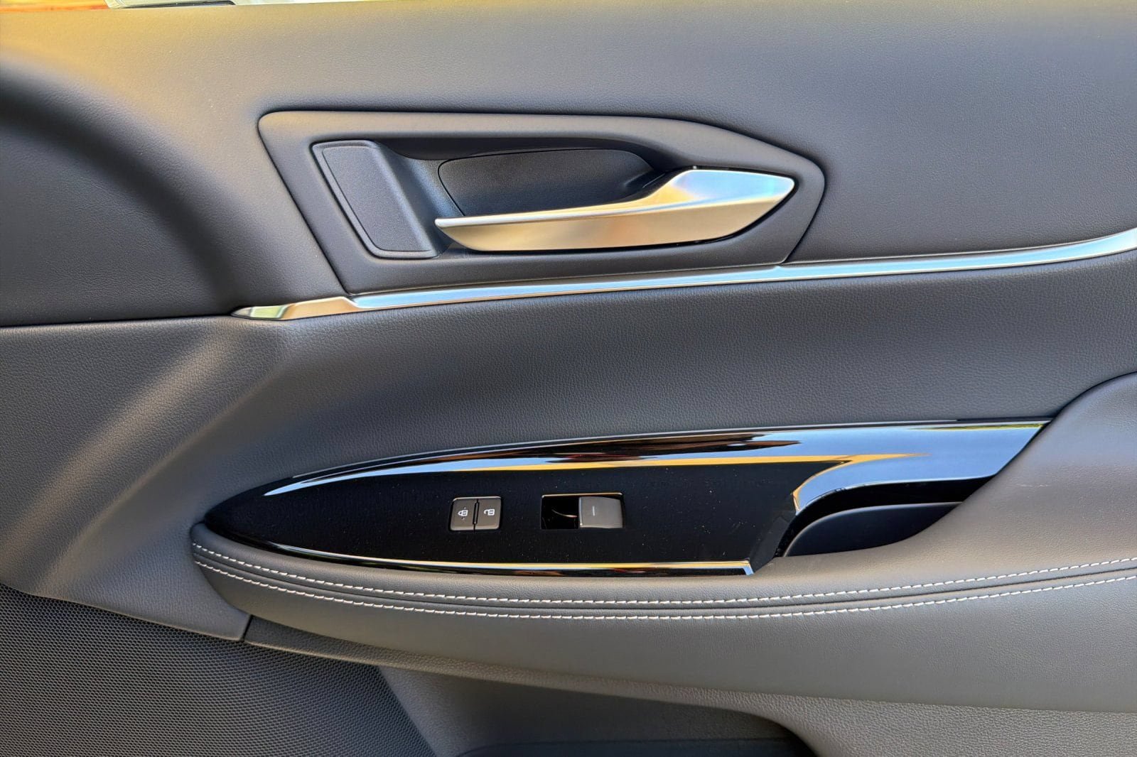 New 2026 Toyota Mirai RWD image 19