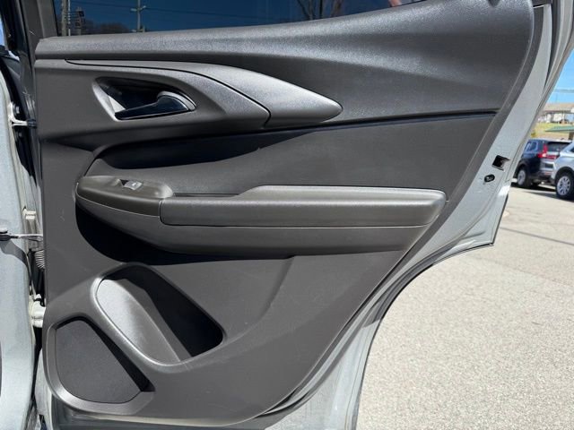 Used 2024 Chevrolet TrailBlazer LT w/ LT Cold Weather Package image 35
