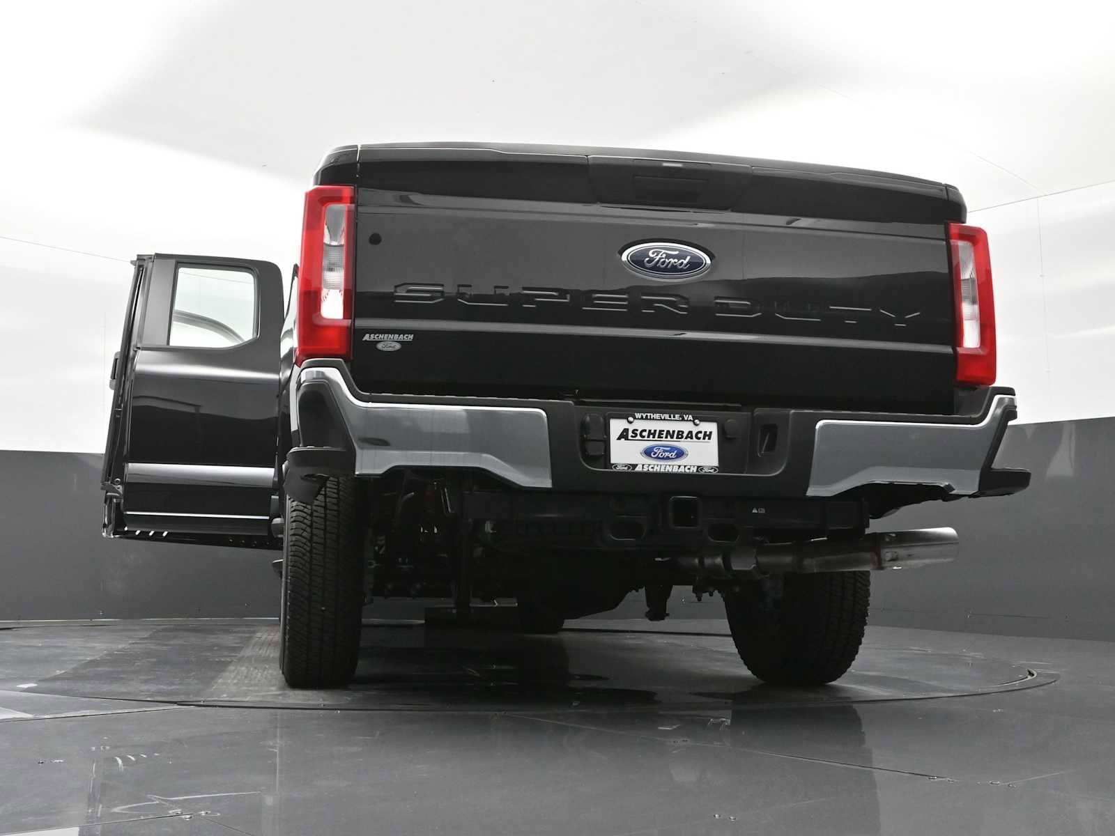 New 2025 Ford F250 XL w/ XL Driver Assist Package image 30