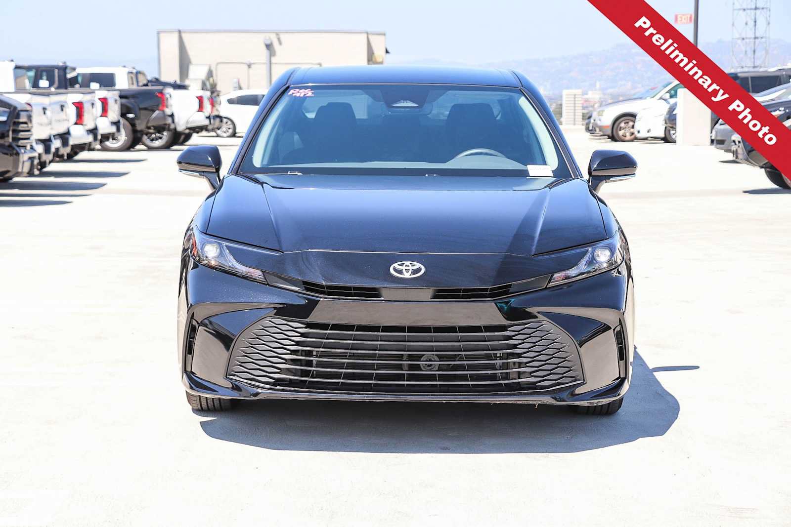 Used 2025 Toyota Camry LE w/ Convenience Package FWD image 2