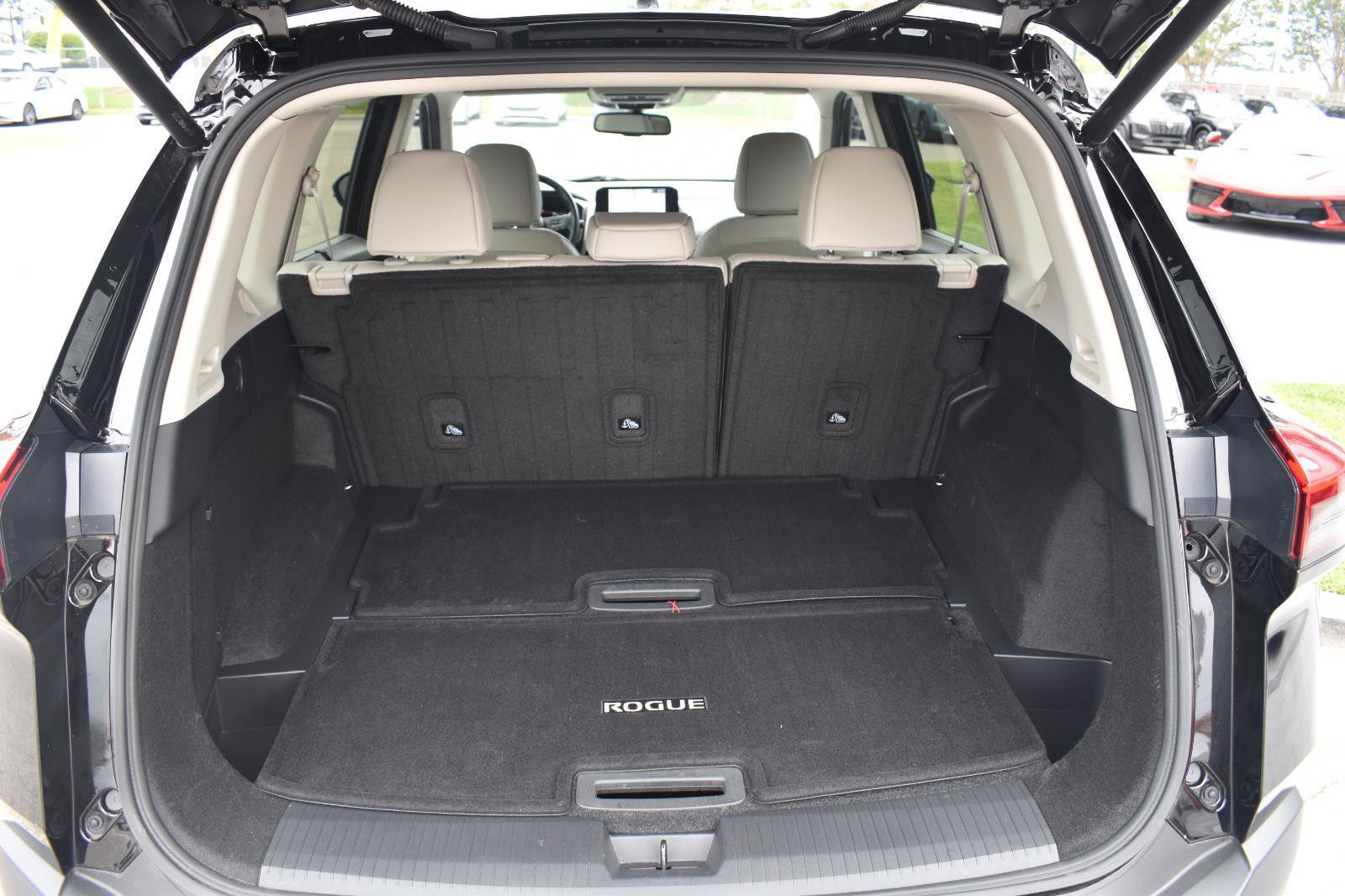 Used 2023 Nissan Rogue SL w/ SL Premium Package FWD image 58