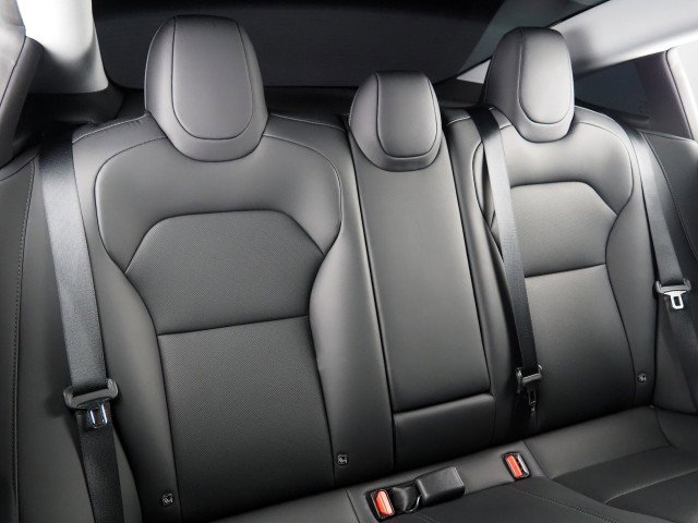 Used 2025 Tesla Model 3 Long Range image 17