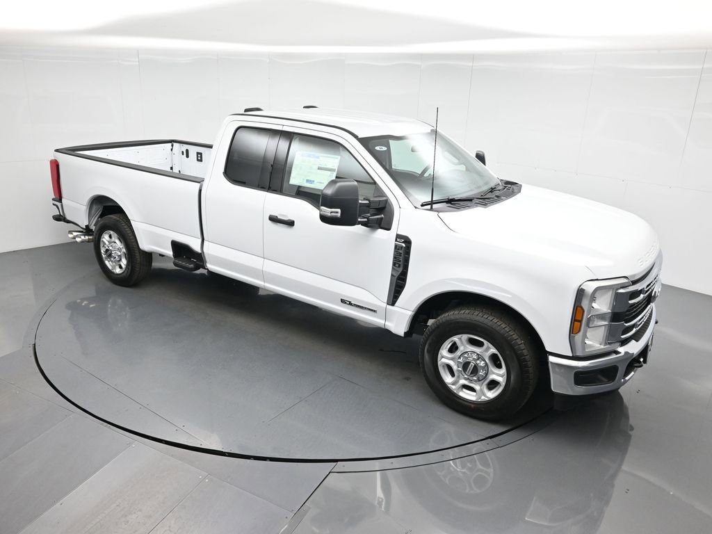 New 2026 Ford F350 XLT image 32