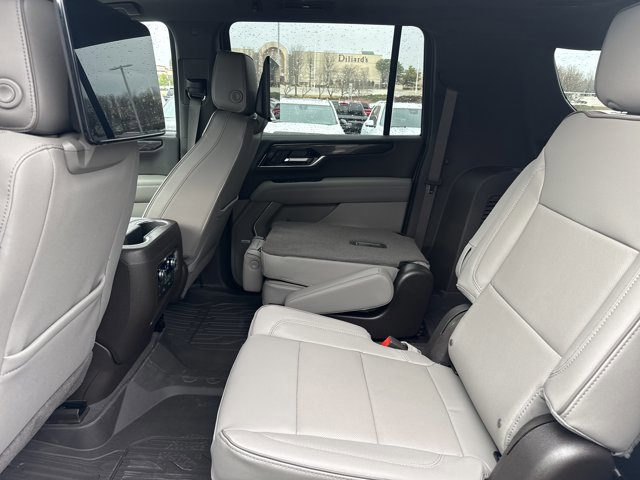 New 2026 GMC Yukon XL Elevation w/ Elevation Premium Package image 6