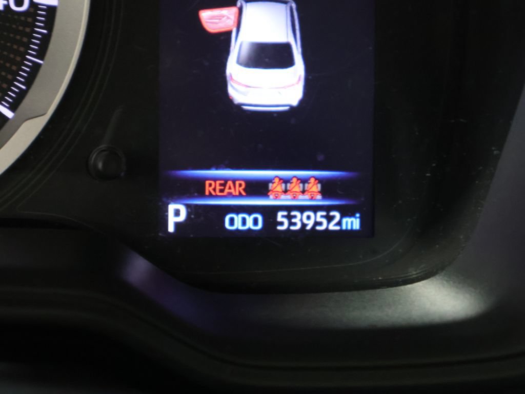 Used 2022 Toyota Corolla LE w/ Carpet Mat Package (TMS) FWD image 36