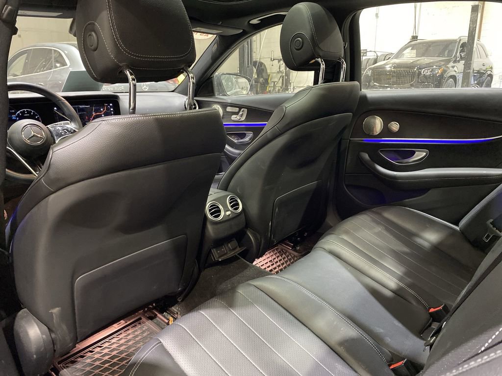 Used 2023 Mercedes-Benz E 350 4MATIC Sedan image 5