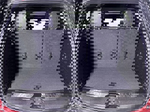 Used 2024 GMC Yukon AT4 w/ Technology Package image 27