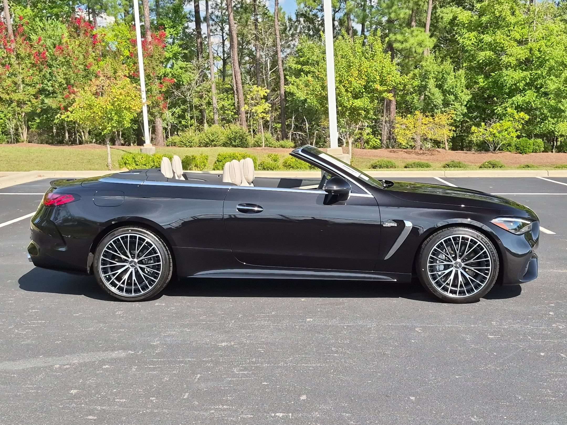 New 2026 Mercedes-Benz CLE 53 AMG 4MATIC Cabriolet image 11