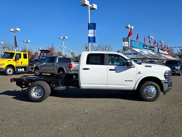 New 2026 RAM 3500 Big Horn AWD/4WD image 7