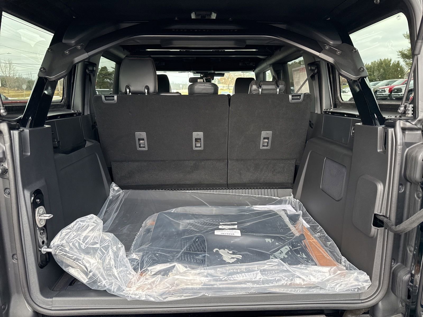 New 2025 Ford Bronco Raptor w/ Interior Carbon Fiber Pack image 37