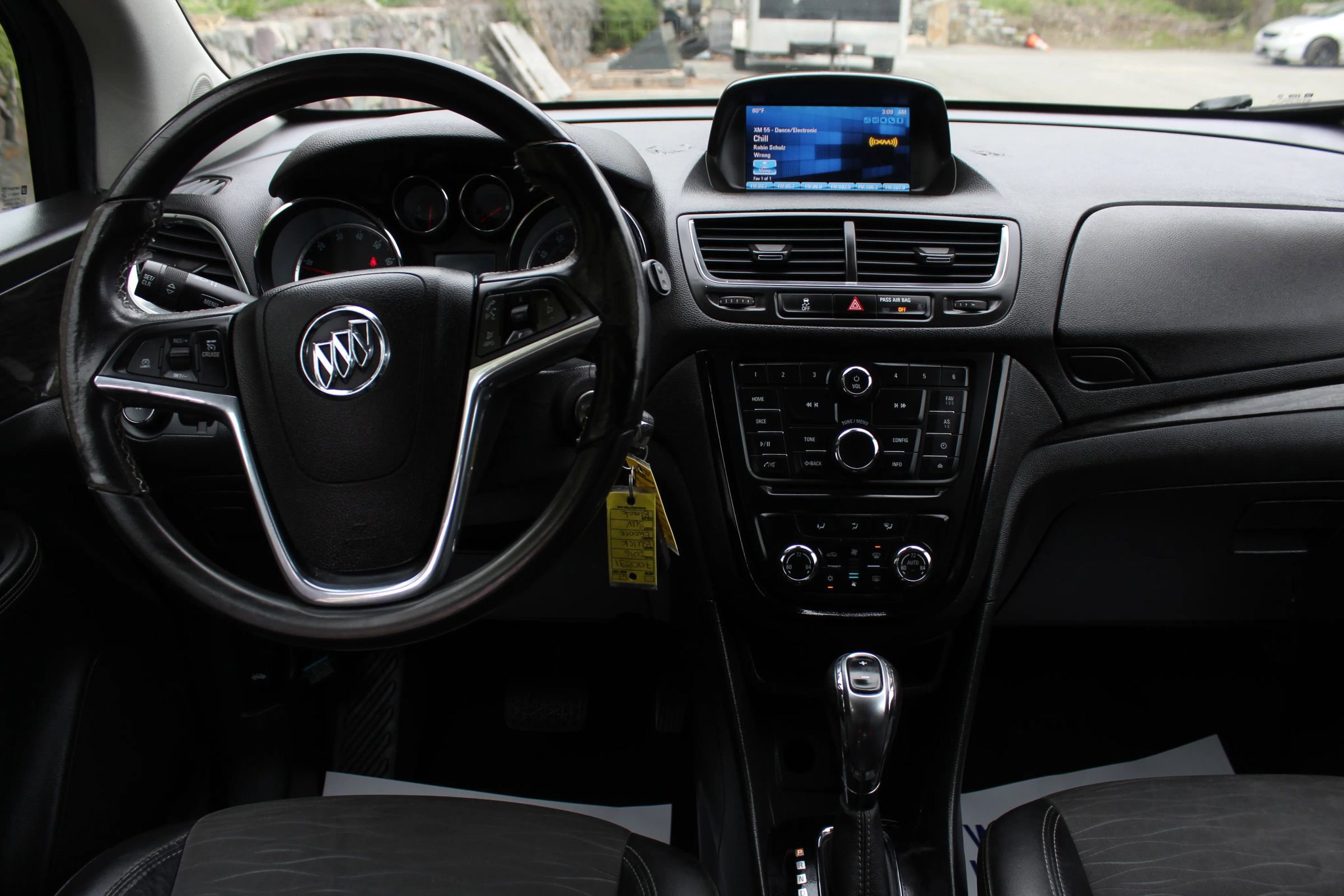 Used 2016 Buick Encore Sport Touring AWD/4WD image 19