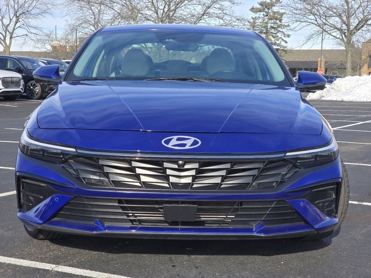 Used 2024 Hyundai Elantra Limited image 13