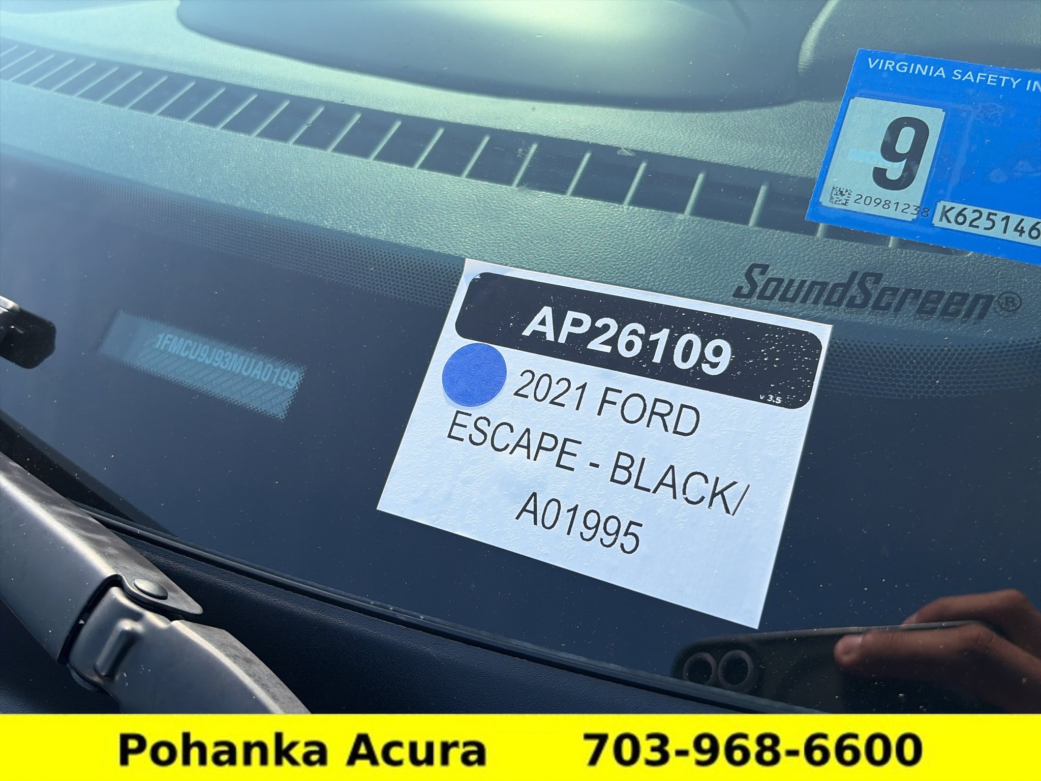 Used 2021 Ford Escape Titanium w/ Titanium Elite Package AWD/4WD image 33