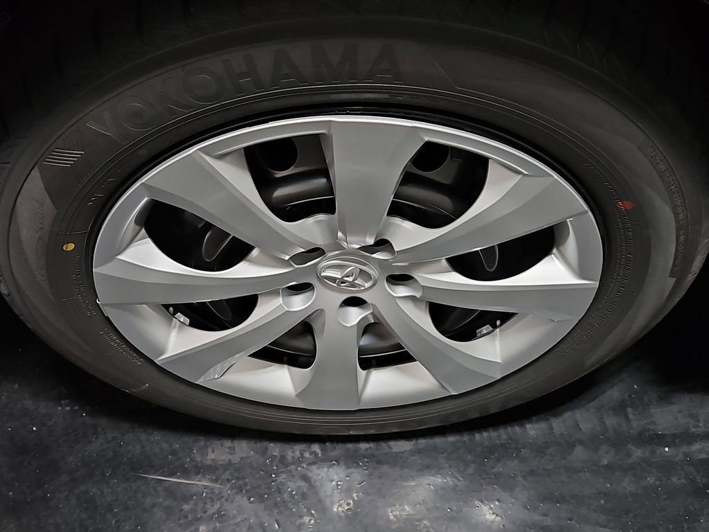New 2026 Toyota Corolla LE image 10