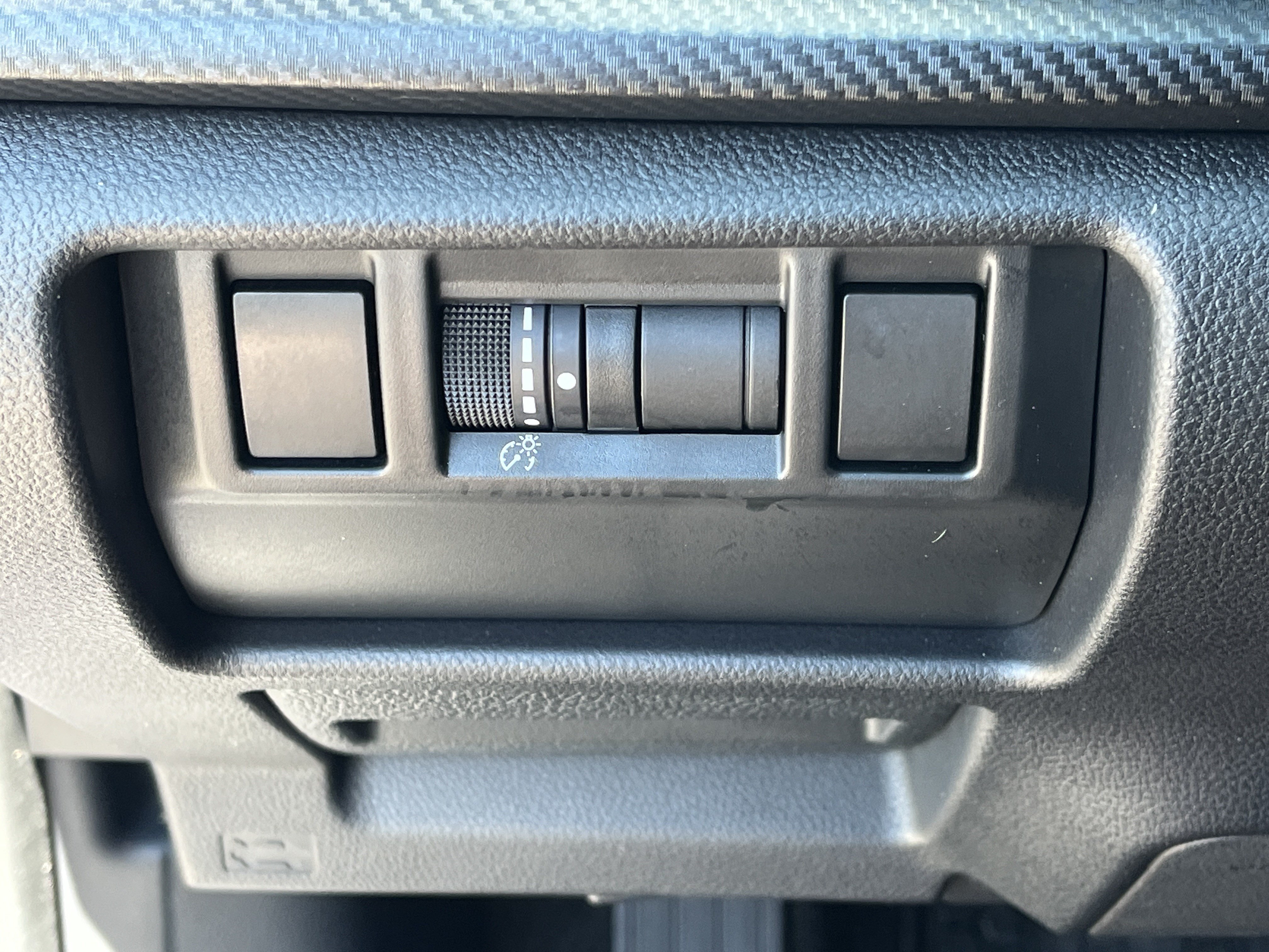 Used 2024 Subaru Crosstrek 2.5i Wilderness w/ Crosstrek Mirror Package AWD/4WD image 14