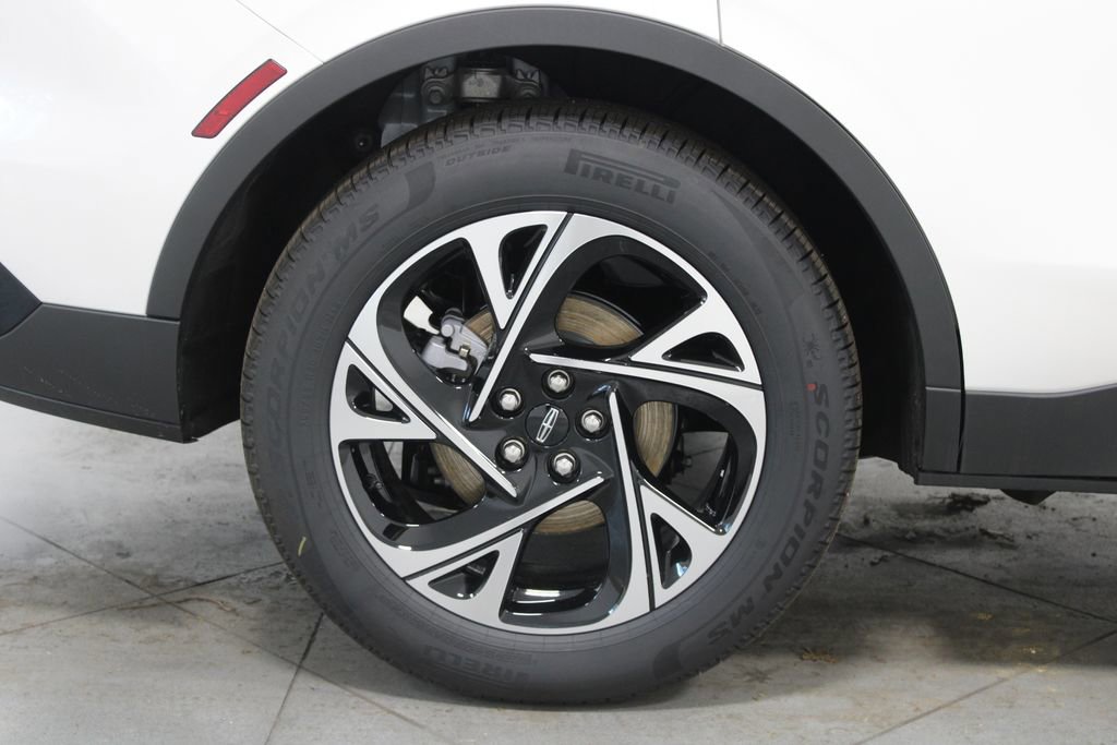 New 2026 Lincoln Nautilus Premier image 12