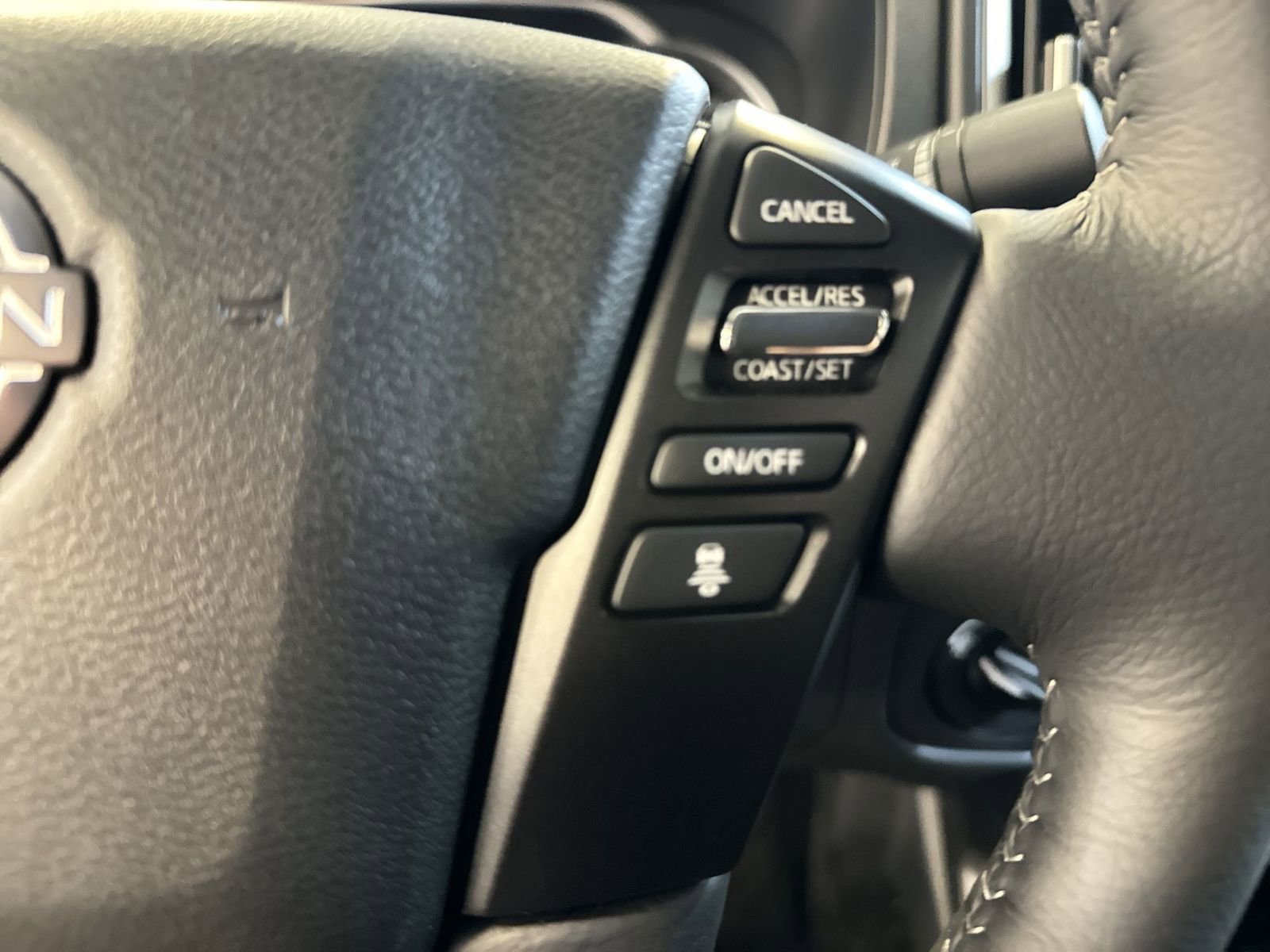 New 2026 Nissan Frontier SV w/ SV Convenience Package image 14