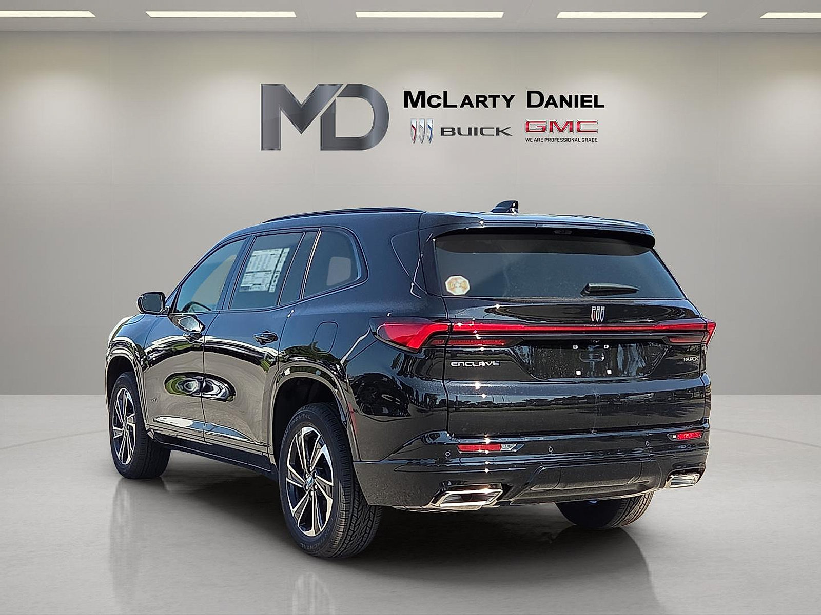 New 2027 Buick Enclave Sport Touring w/ Power Package FWD image 4