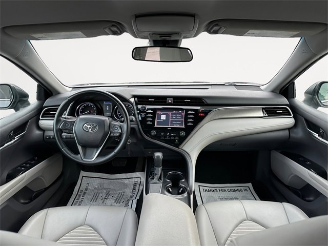 Used 2020 Toyota Camry SE image 10