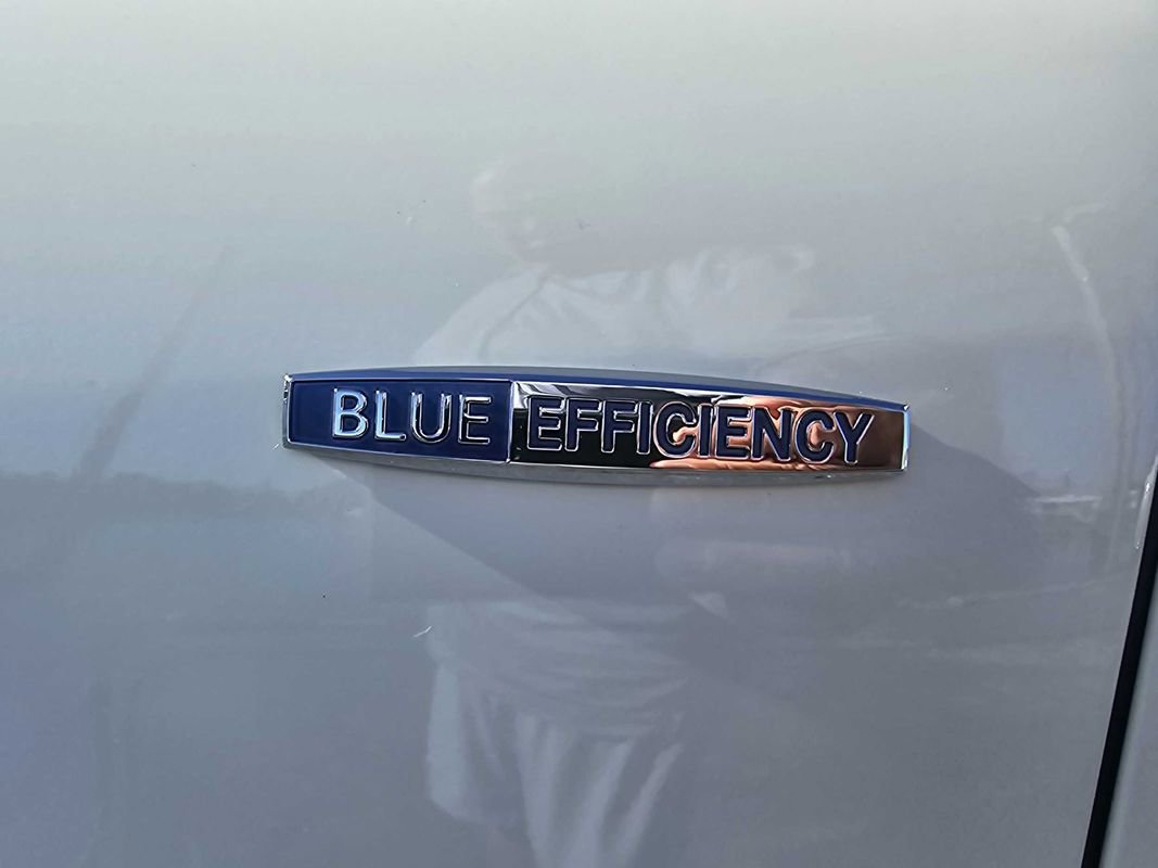 Used 2012 Mercedes-Benz GL 320 BlueTEC 4MATIC image 18