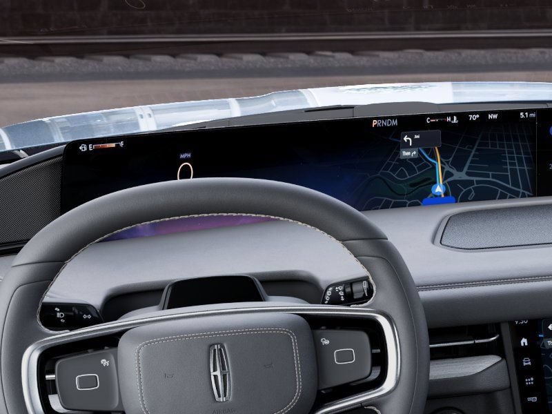 New 2027 Lincoln Navigator Reserve AWD/4WD image 12
