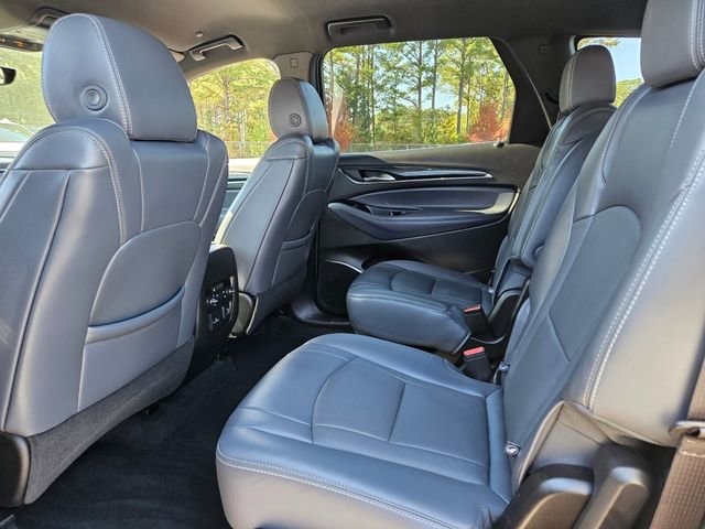 Used 2024 Buick Enclave Premium image 10