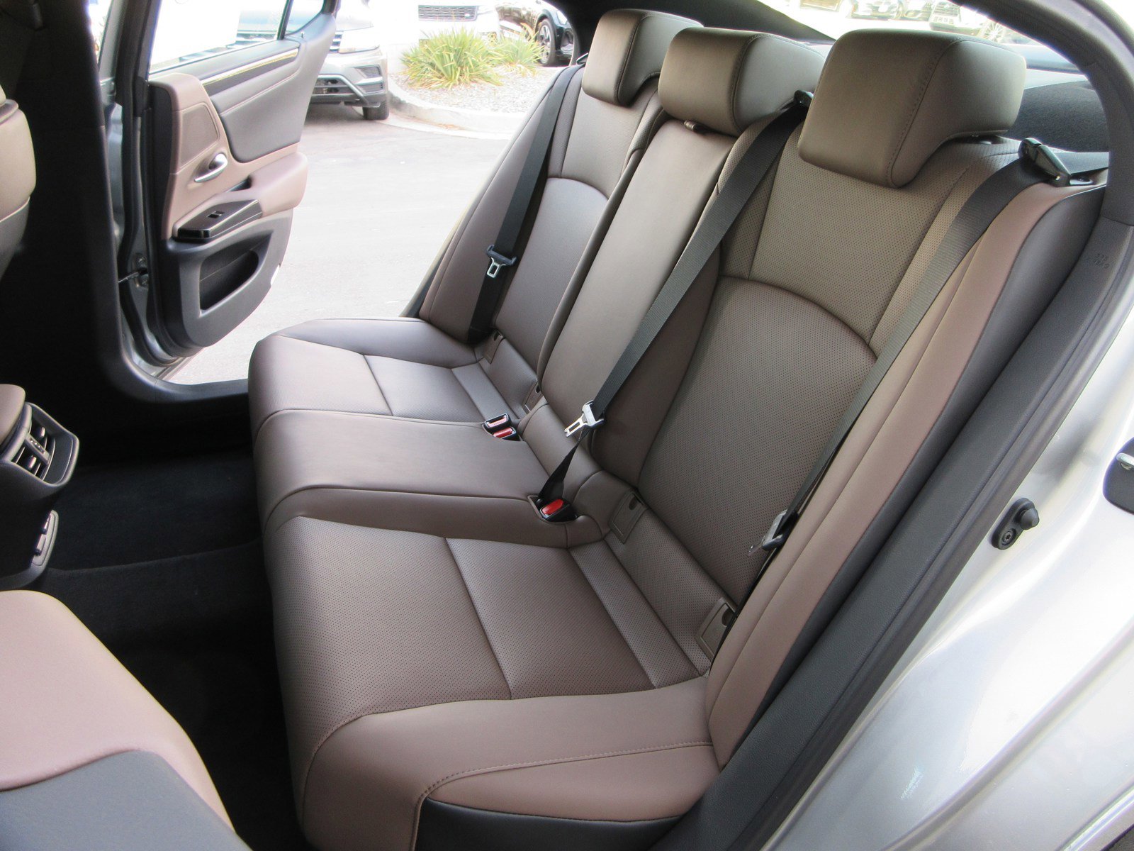 New 2025 Lexus ES 350 image 21