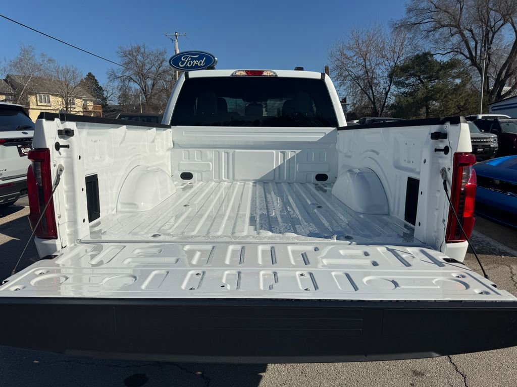 New 2026 Ford F150 XLT w/ Equipment Group 301A Standard image 11