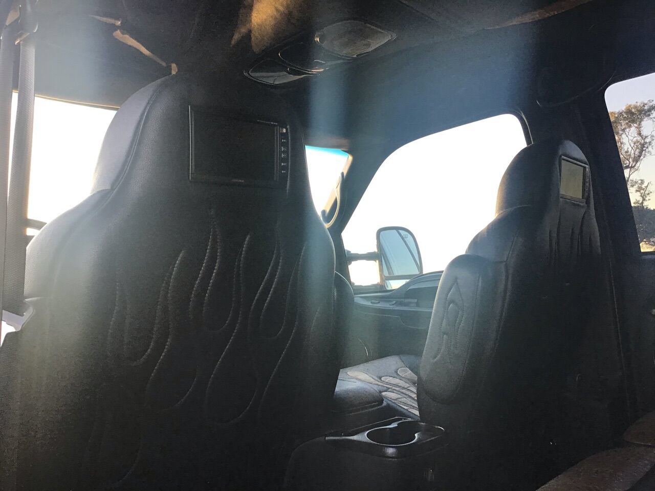 Used 2001 Ford Excursion XLT AWD/4WD image 37