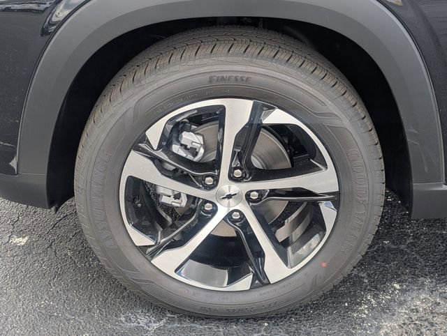 New 2026 Chevrolet Trax RS w/ Sunroof Package FWD image 11