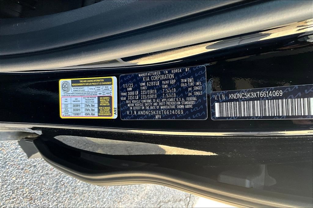 New 2026 Kia Carnival EX FWD image 12