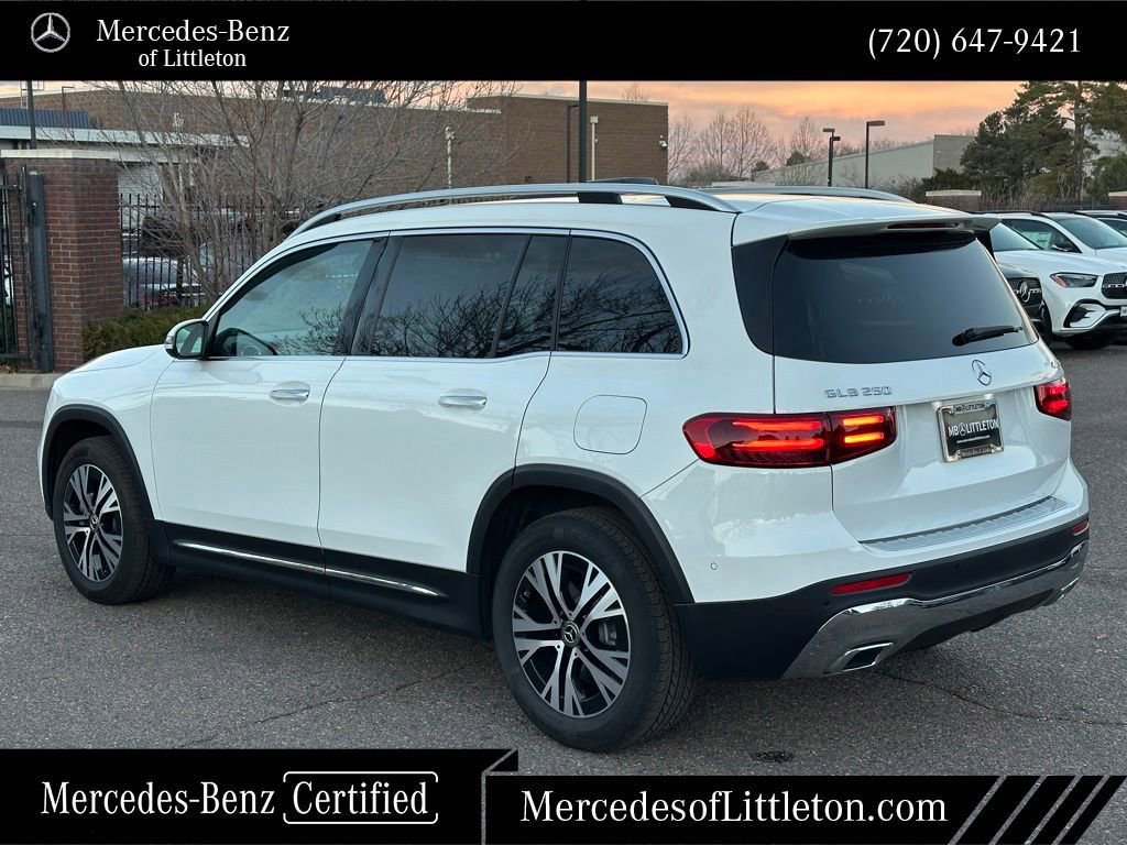 Certified 2025 Mercedes-Benz GLB 250 4MATIC image 4