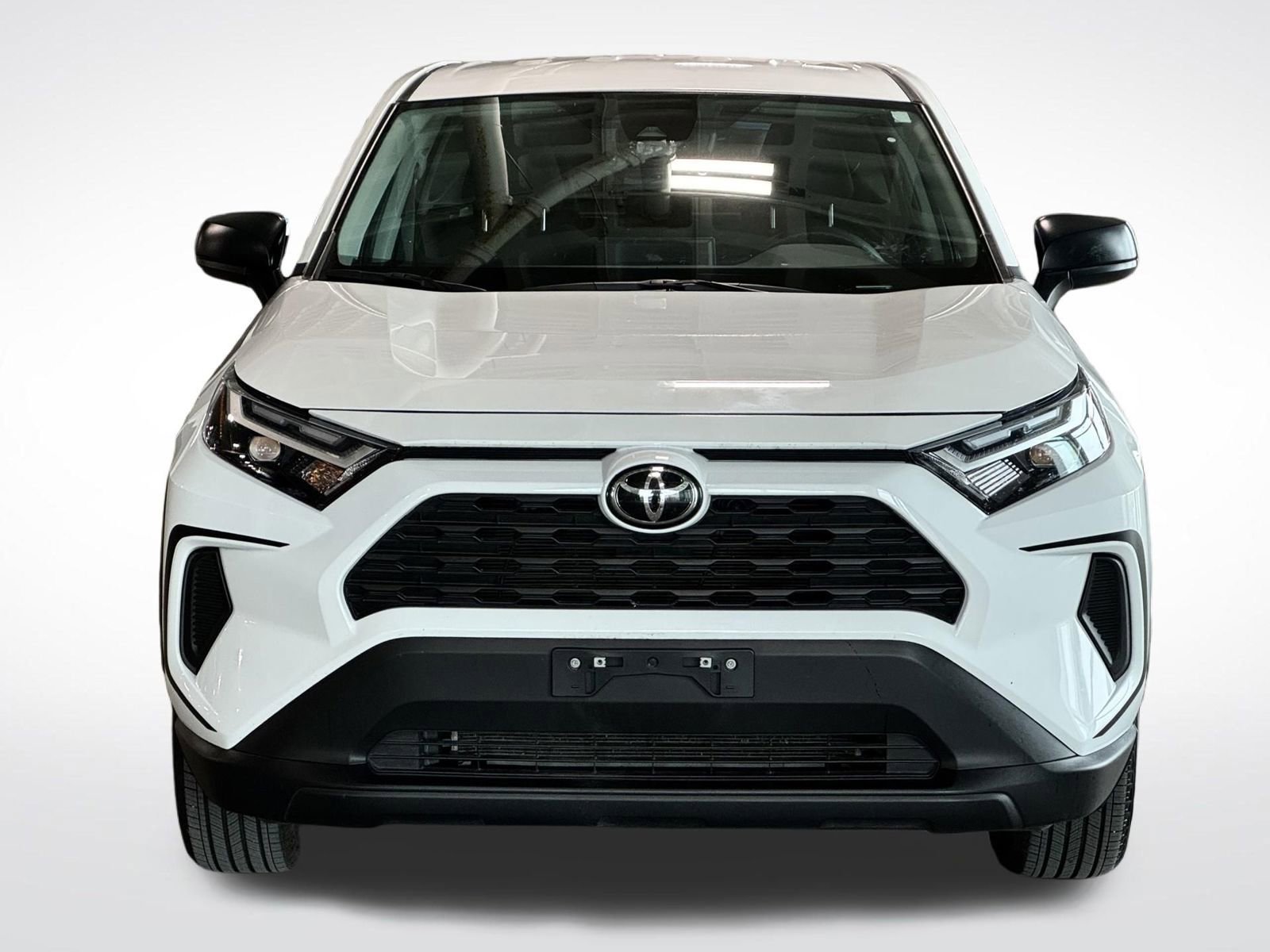 Used 2023 Toyota RAV4 LE image 3