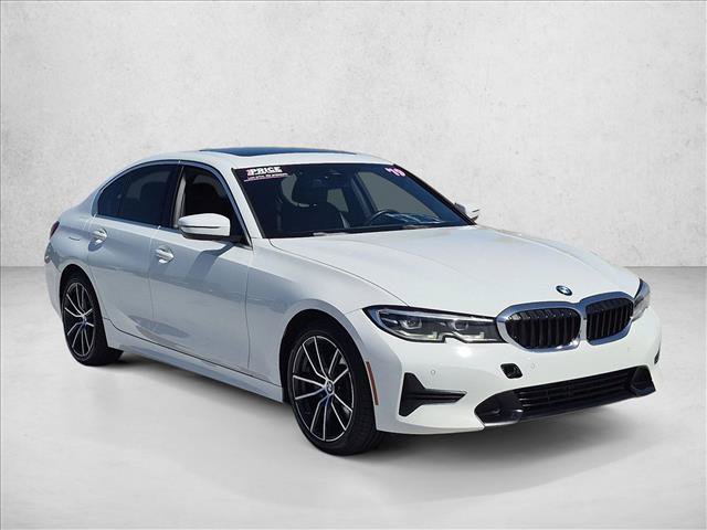 Used 2019 BMW 330i Sedan w/ Convenience Package RWD image 3