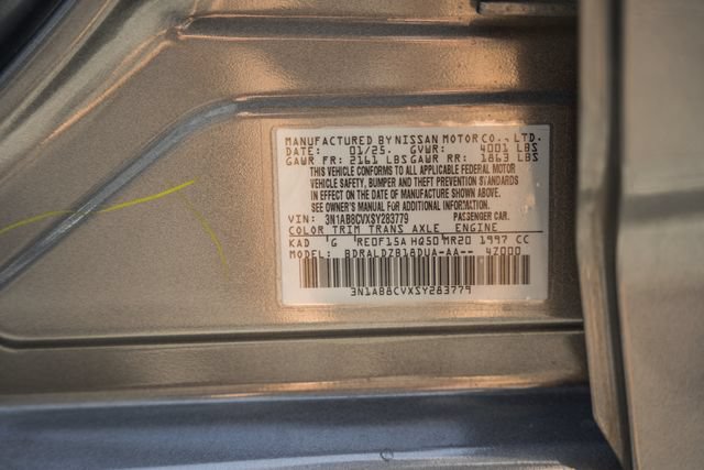 Used 2025 Nissan Sentra SV FWD image 41