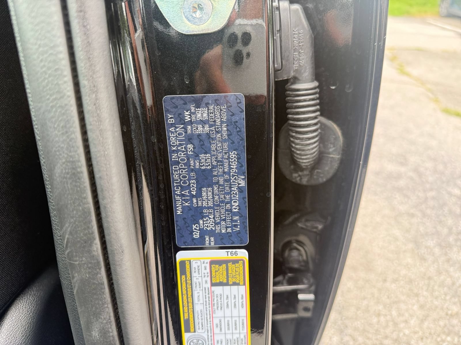 Used 2025 Kia Soul LX w/ LX Technology Package FWD image 27