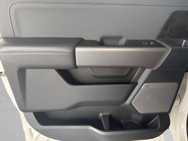 New 2025 Ford F350 Lariat w/ FX4 Off-Road Package image 17