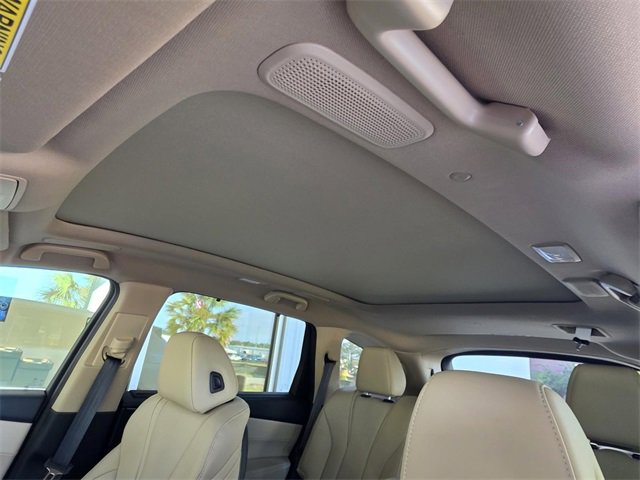 Used 2025 Acura MDX w/ Technology Package image 7