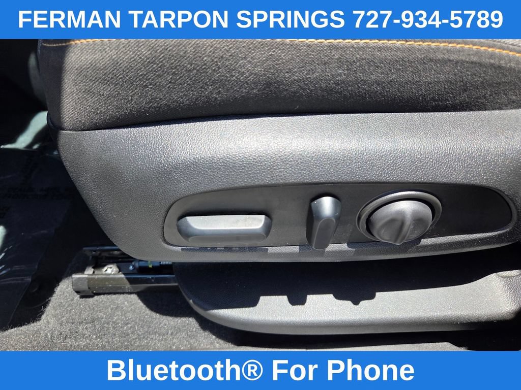 Used 2024 Chevrolet Equinox LT w/ LPO, Cargo Package FWD image 8
