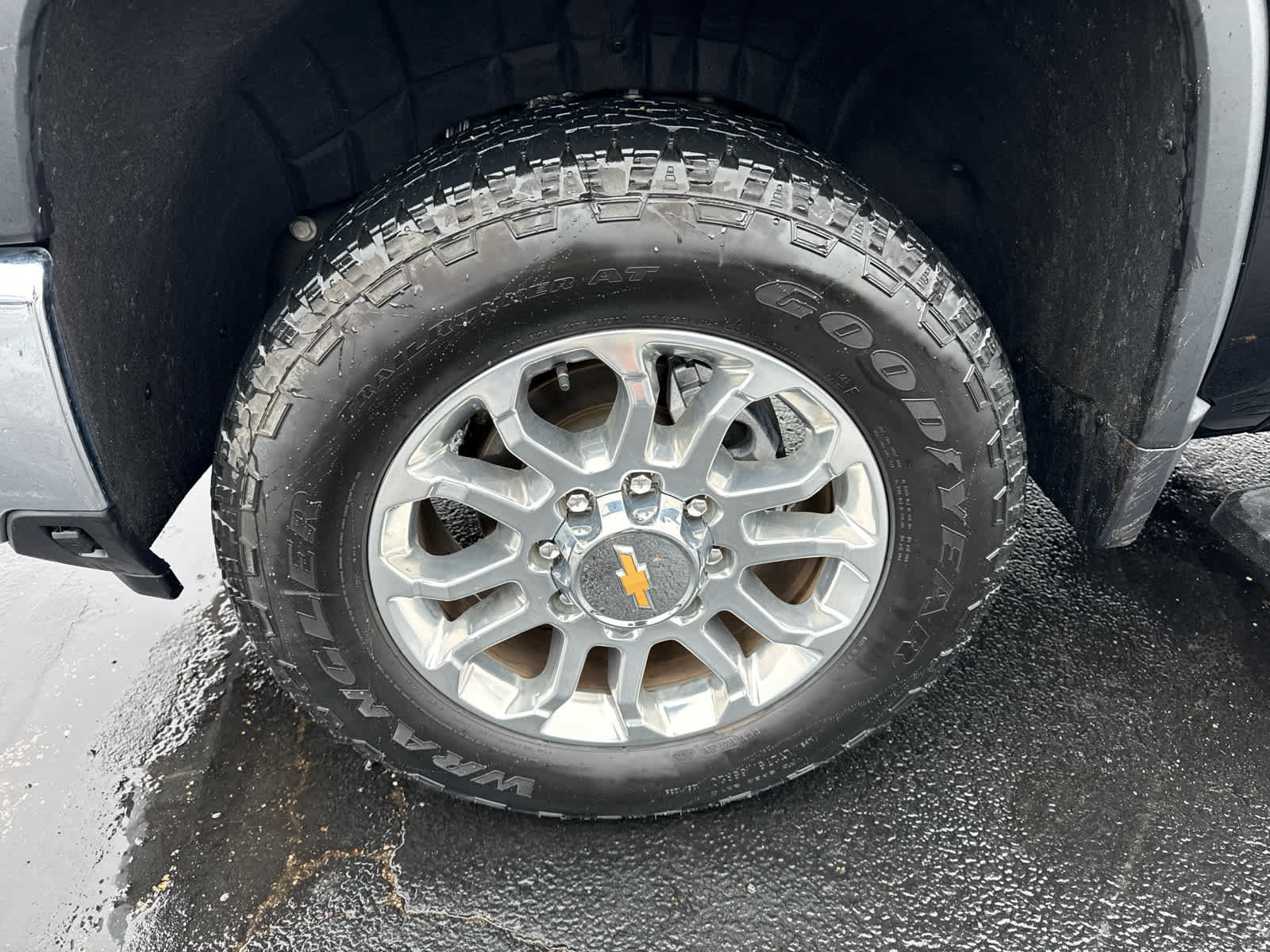 Certified 2025 Chevrolet Silverado 2500 LTZ w/ LTZ Convenience Package AWD/4WD image 9