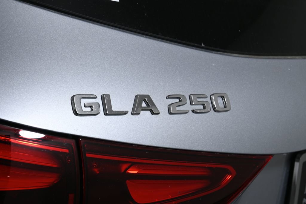 Certified 2026 Mercedes-Benz GLA 250 4MATIC image 34